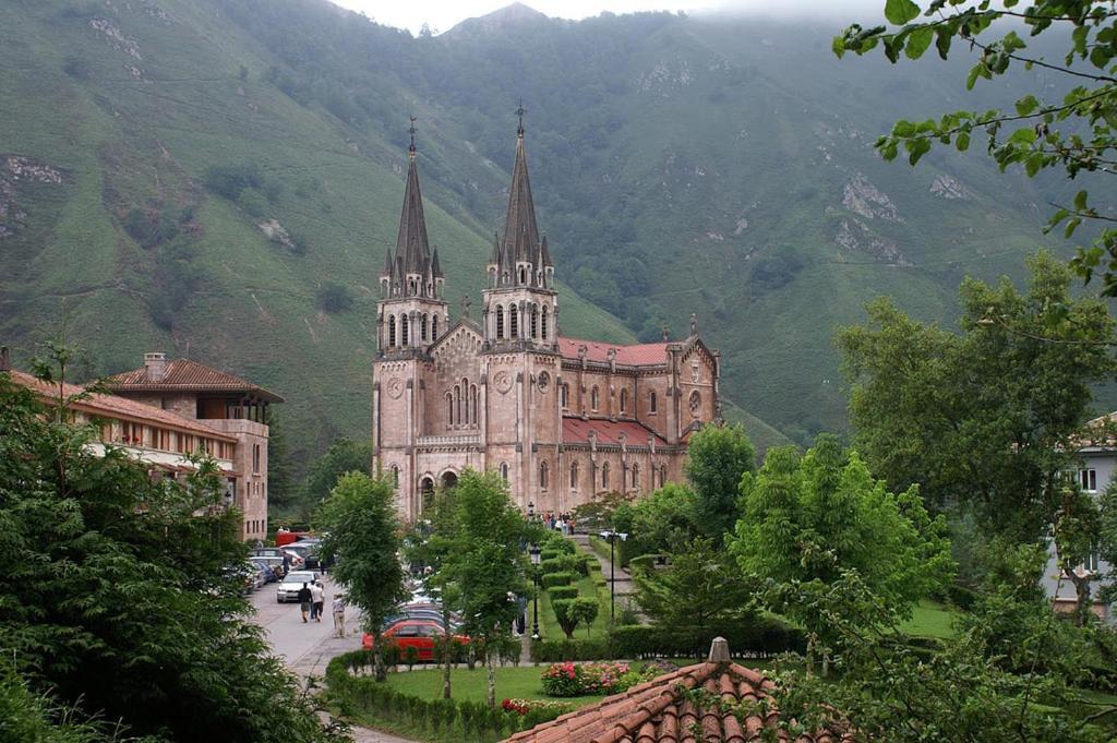 Vila El Barredo Onís Exteriér fotografie